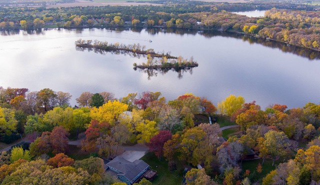 Mississippi Waterfront Beach home-Sauk Rapids, MN