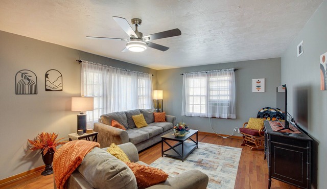 Missouri Escape w/Furnished Patio, Near Downtown!