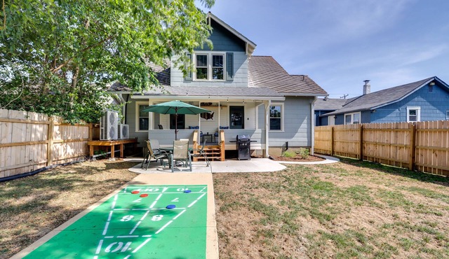Missouri Retreat w/Deck, Grill & Shuffleboard!
