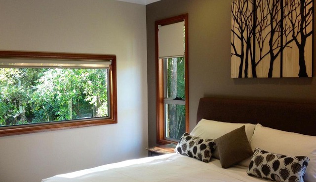 Mistinthegumtrees Eco Luxury Cabins