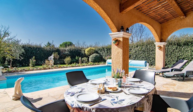 Mistral by Interhome