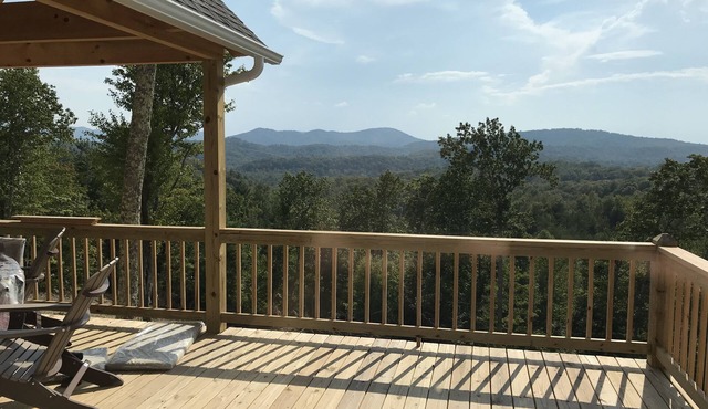Misty Ridge - Ridge Road Scenic Cabins - Brimstone Recreation and Big South Fork