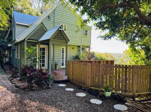 Misty Valley Cottage