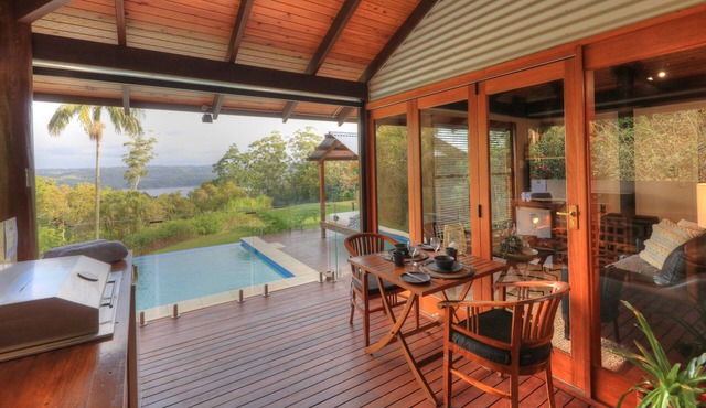 Misty View Cottages Montville