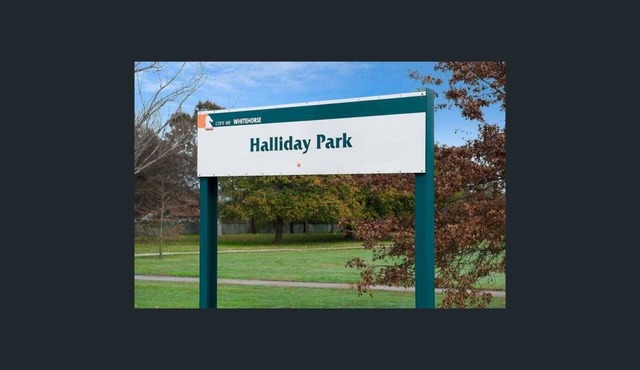 Mitcham Railway Station Home Stay