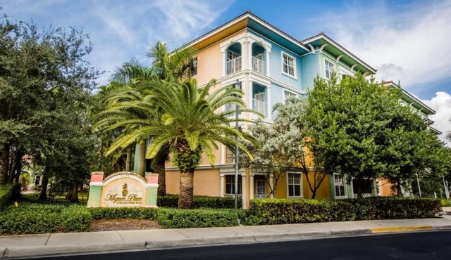 Mizner Place at Weston Town Center Fl