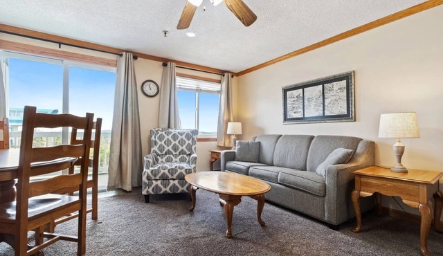 ML238 Breathtaking Mountain View Ski in/out at Ballhooter lift, Next to Village!