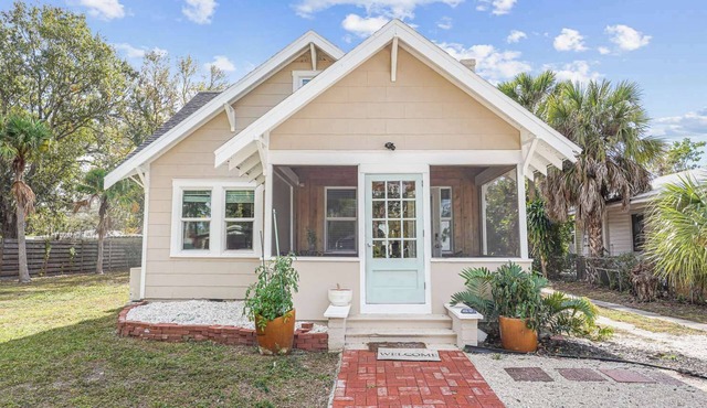 MLB Spring Training 3 Bed Home - Sleeps up to 10!