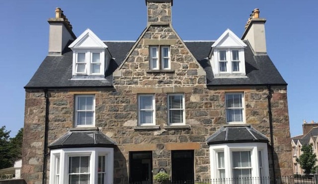 'Mo Eilean' - Your island home