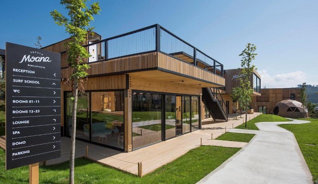 Moana Eco Surf House