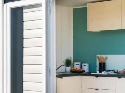 Mobil-home 2 personnes avec terrasse - API-1-52-1406