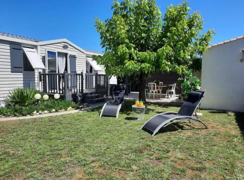 Mobil-home 3 pièces à Dolus-d'Oléron - Capacité 4 personnes - FR-1-246A-120