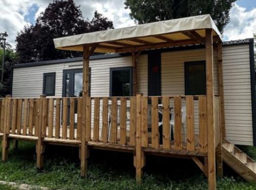 Mobil-home 34m² avec terrasse pour 6 pers., Charlieu - API-1-52-1199