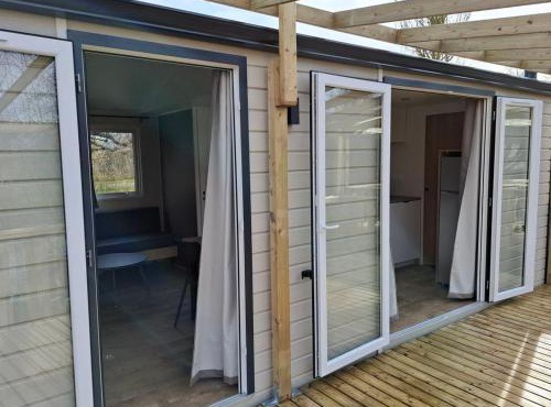Mobil-home 4 pers avec terrasse - API-1-52-1583