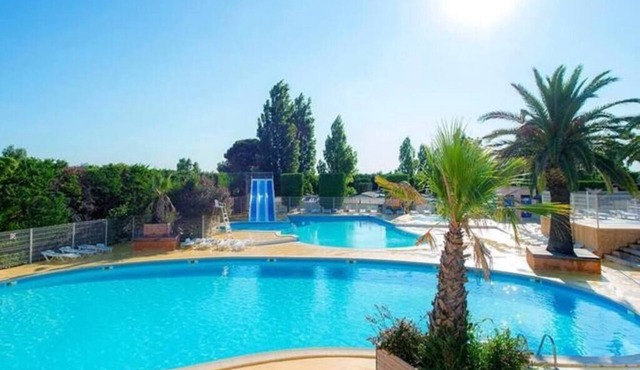 Mobil home 6 people fully equipped 4 * campsite with heated swimming pools