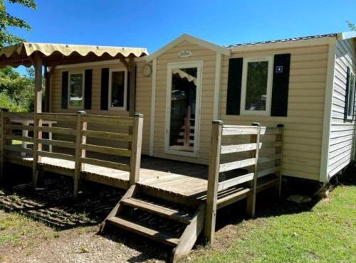 Mobil-home 6 pers avec terrasse au camping Arquebuse - API-1-52-1364