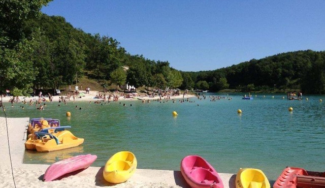 Mobil Home AU Bors DU LAC DE Montaigu