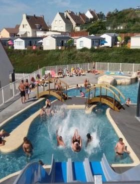 Mobil home au bord de la mer, vue sur la mer camping de la falaise à Equihen-Plage