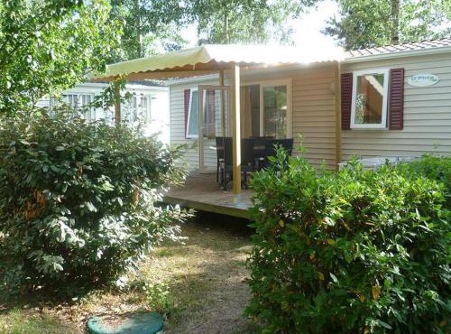 Mobil Home avec Terrasse à Bayas pour 6 Personnes - API-1-52-941