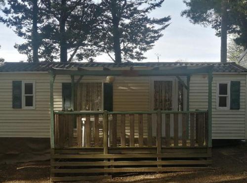 Mobil-Home avec Terrasse pour 4 pers. - API-1-52-1600
