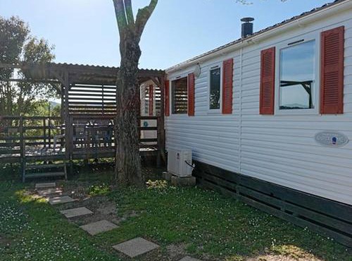 Mobil home avec terrasse pour 6 personnes à Anduze - API-1-52-450