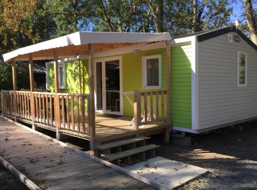 Mobil home avec terrasse pour 2 personnes - API-1-52-1158