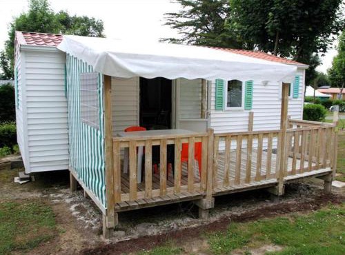 Mobil home confortable avec terrasse à Bretignolles-sur-Mer - API-1-52-478