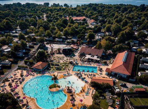 Mobil home camping la réserve Gastes