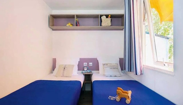 Mobil-home | Classic | 2 Ch. | 4 pers. | Raised terrace