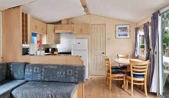 Mobil-home | Classic | 3 Ch. | 6/8 pers. | Raised terrace | A/C