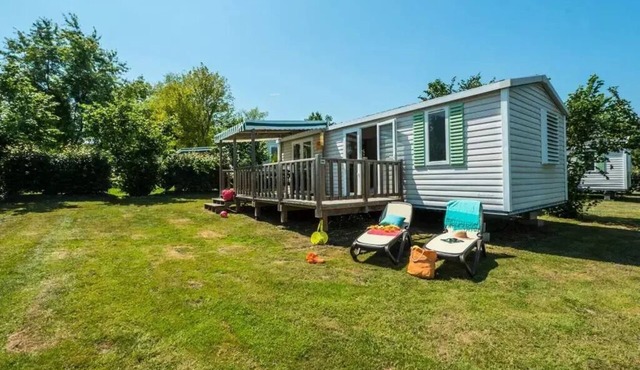 Mobil-home | Comfort | 2 Bedrooms | 4 persons | Raised terrace | A/C | TV