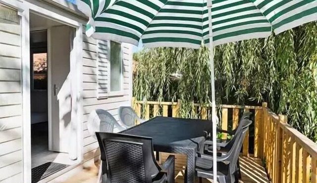 Mobil-home | Comfort | 2 Bedrooms | 4 pers. | Uncovered raised terrace