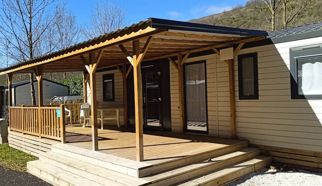 Mobil-home Confort 36m² - 3 bedrooms + Covered terrace + Reversible air conditioning + TV 6 persons
