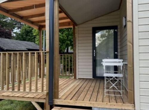 Mobil-home confortable avec terrasse - 4 personnes - API-1-52-1277