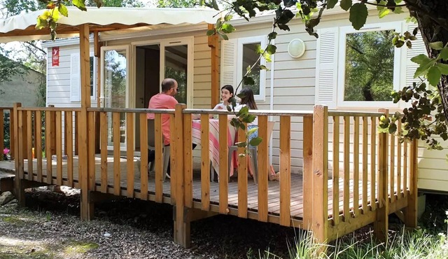 Mobil-home Confort 33m² 3 bedrooms - semi-covered terrace - air conditioning 6 people