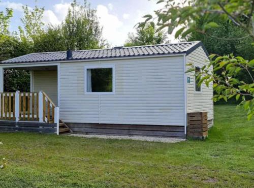Mobil-home cosy avec terrasse à Loudéac - API-1-52-1116