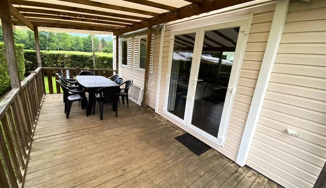 MOBIL-HOME COUFLENS DIMANCHE with covered terrace sleeps 6