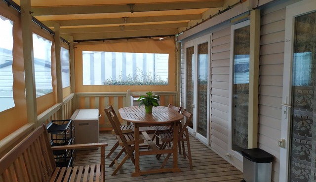 Mobil-home Dans Camping Calme Avec Piscine, 2,8 km de la Plage