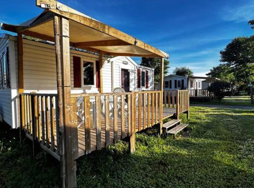 Mobil home avec terrasse dans le camping d'Anduze - API-1-52-256