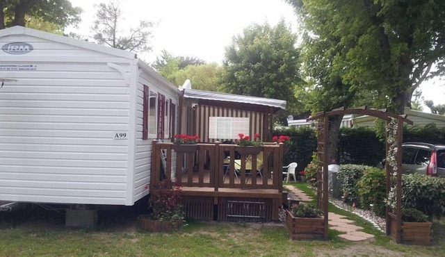 MOBIL HOME 6/8 pers CAMPING 4 * LE BOIS MASSON SIBLU