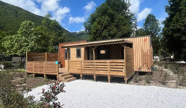 Mobil-home Premium 40m² - 3 bedrooms - 2 bathrooms + Covered terrace + Reversible air conditioning + TV 6 persons