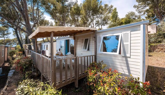 Mobil-home | Premium | 3 Bedrooms | 6 sleeps | Raised terrace | A/C