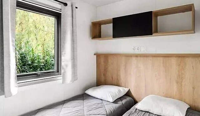 Mobil-home | Premium Exclusive | 3 Bedrooms | 6 sleeps | Raised terrace | A/C | TV