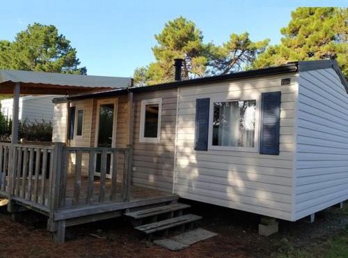 Mobil-home spacieux avec terrasse - 6 personnes - API-1-52-718
