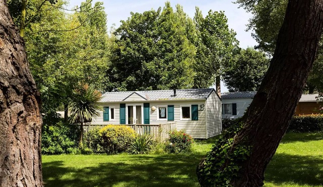 Mobil Home Standard 20m2 (1 Schlafzimmer) + integrierte Terrasse + TV 2 persons