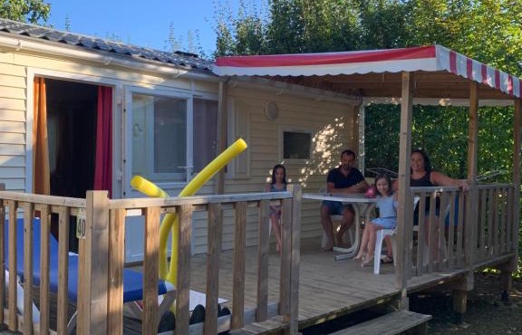 Mobil-Home terrasse Semi-Couverte