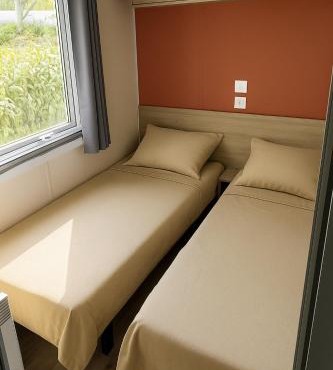 Mobil-home tout confort camping 4 étoiles