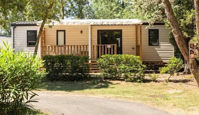 Mobil-home | Ultimate | 3 Ch. | 6/8 pers. | Raised terrace | A/C | TV