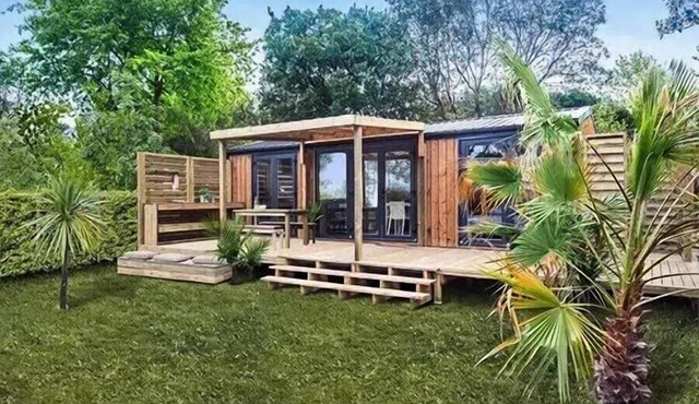 Mobil-home | Ultimate | 2 Ch. | 4 pers. | Raised terrace with tropical shower | A/C | TV