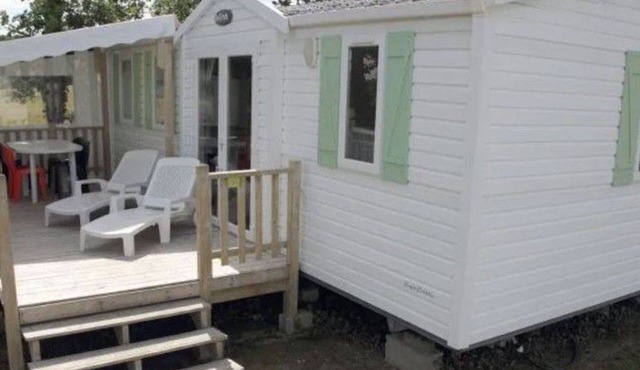 Mobile Home with Terrace for 6 People